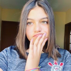 Meet your Posher, Bia